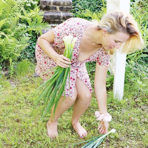 Meet your Posher, Heather - Picture 1 of 1